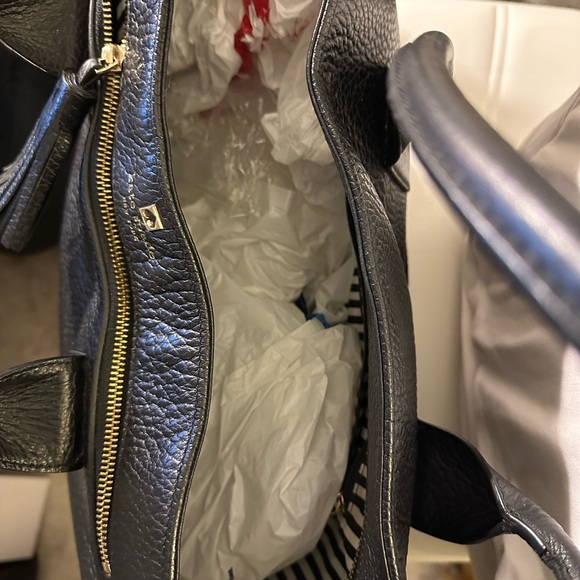 KATE SPADE PEBBLED LEATHER TOTE - Picture 2 of 6